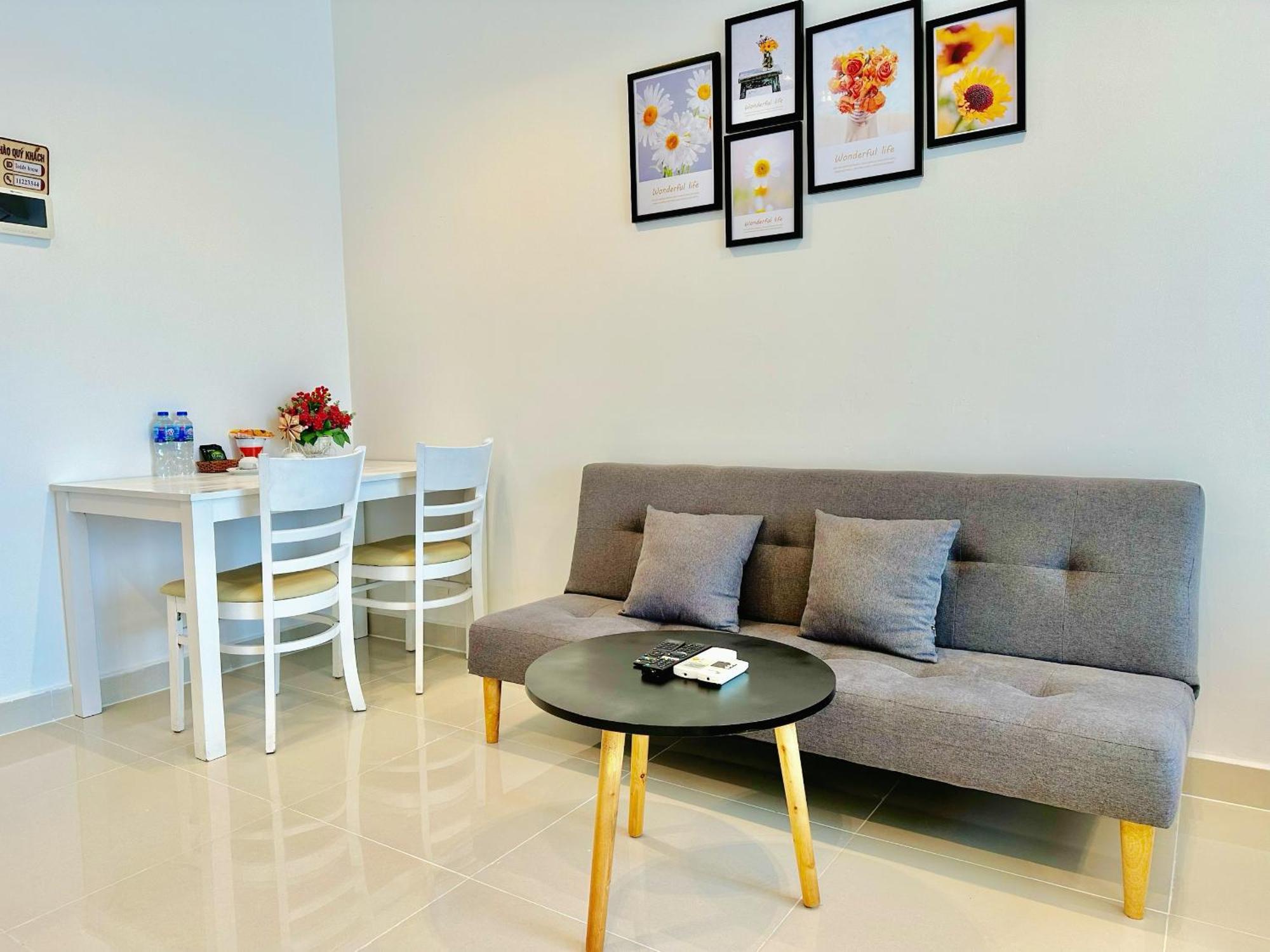 Căn hộ Teddy At Sky Center Luxury *
