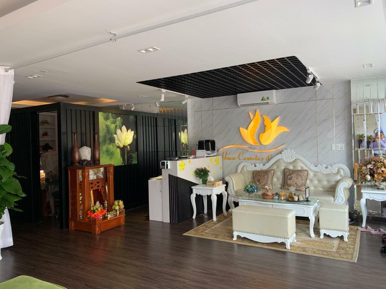 Teddy At Sky Center Luxury Căn hộ