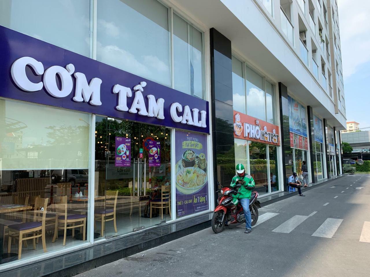 Căn hộ Teddy At Sky Center Luxury